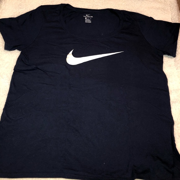 Nike Tops - Women's NIKE Short Sleeved Tee Navy Scoop Neck
